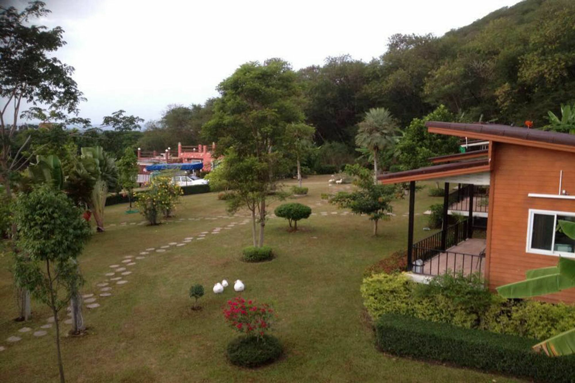 See Throught Resort Pakchong Bagian luar foto